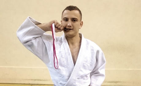 Judoka z medalem